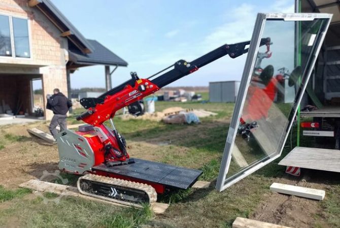 Robot di montaggio BEFARD XM per l'industria dei serramenti